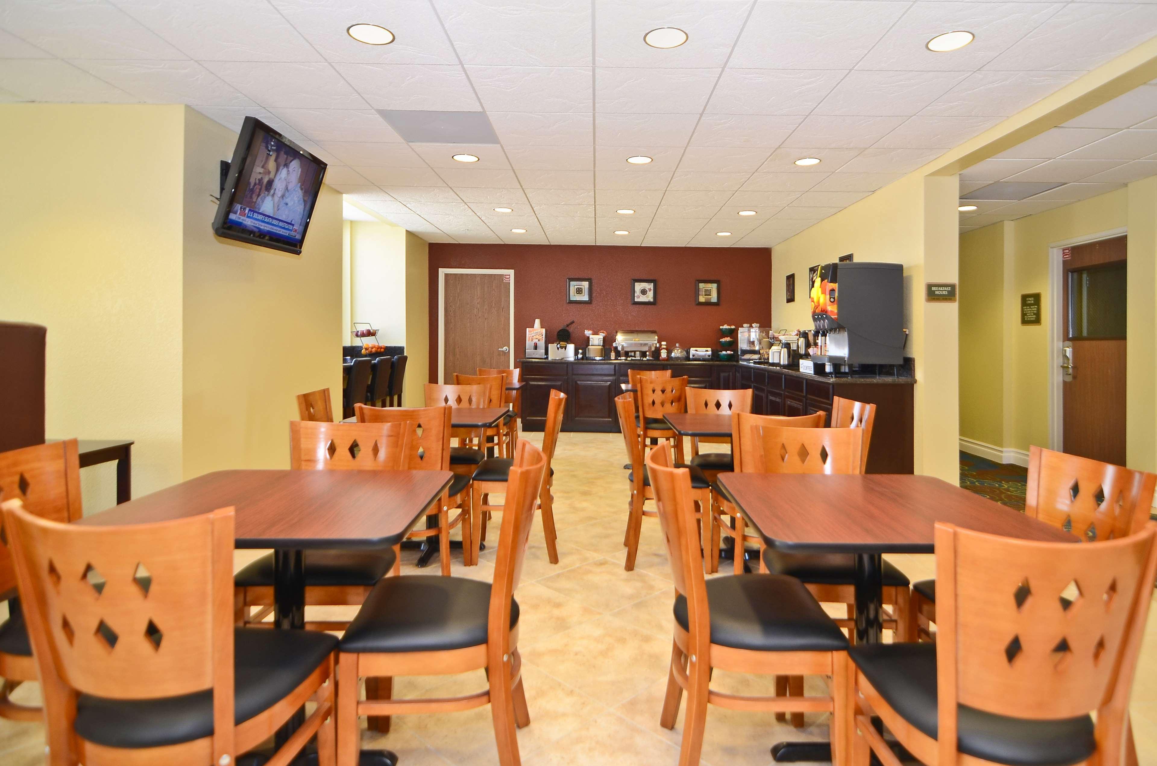 Best Western California City Inn & Suites Exteriör bild