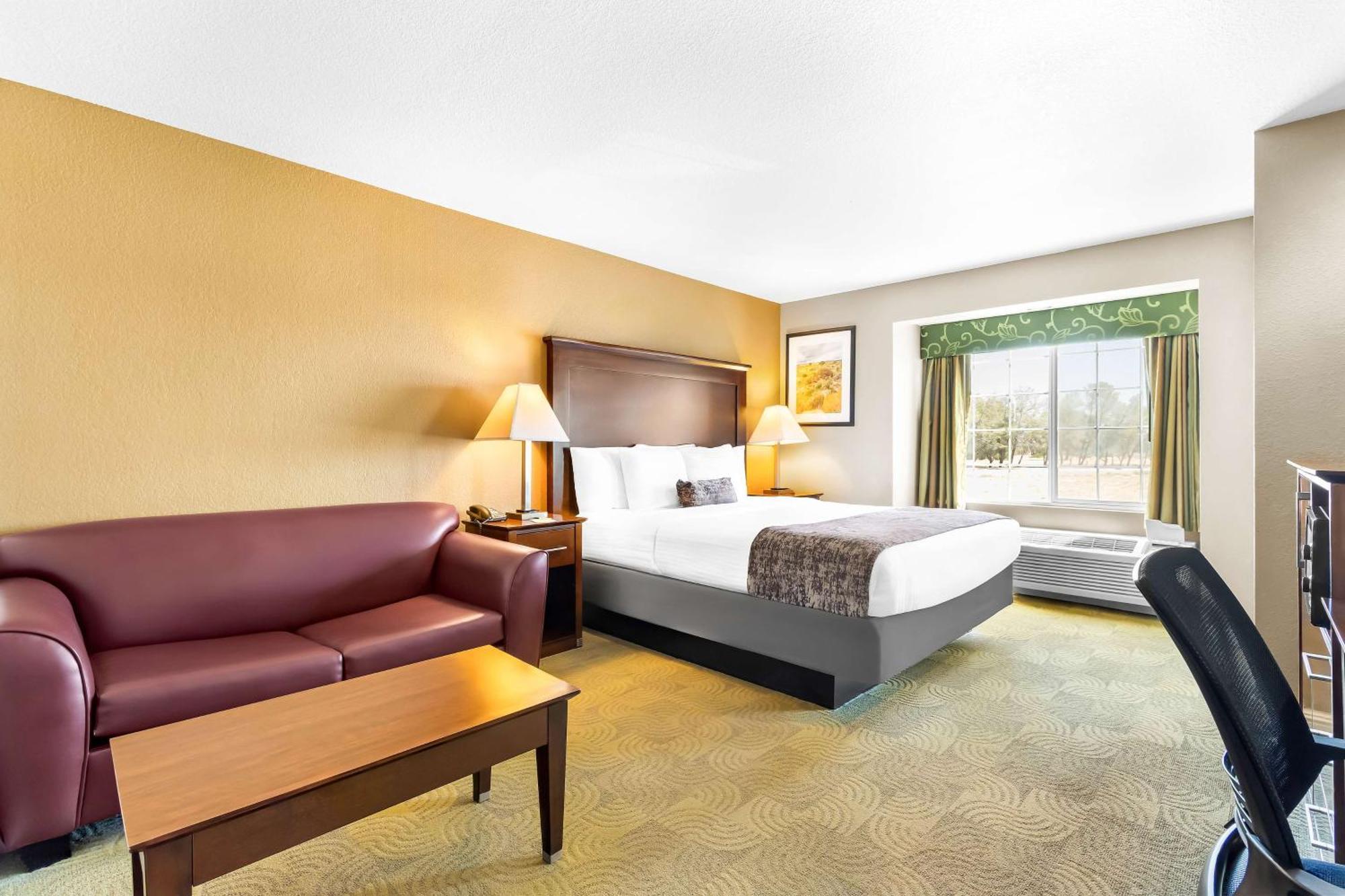 Best Western California City Inn & Suites Exteriör bild