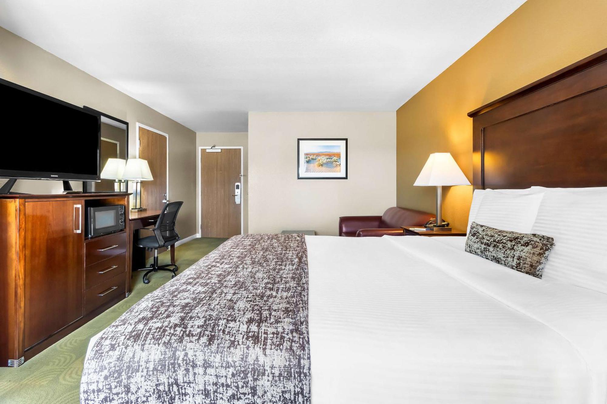 Best Western California City Inn & Suites Exteriör bild