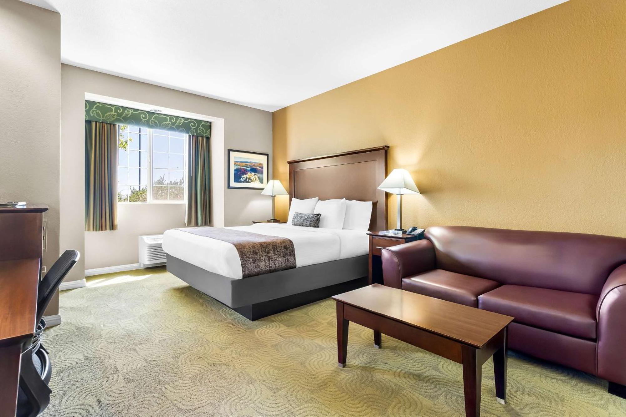 Best Western California City Inn & Suites Exteriör bild