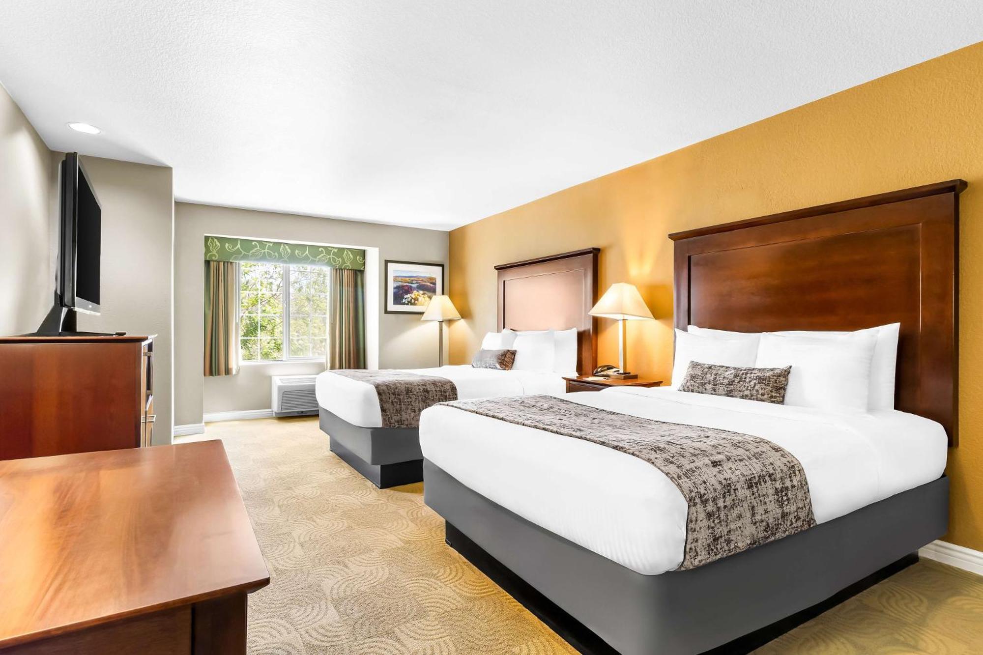Best Western California City Inn & Suites Exteriör bild