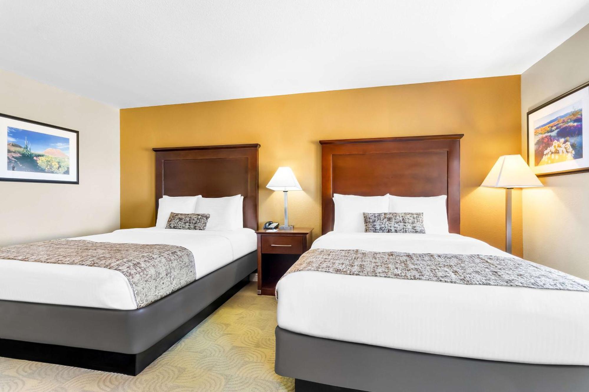 Best Western California City Inn & Suites Exteriör bild