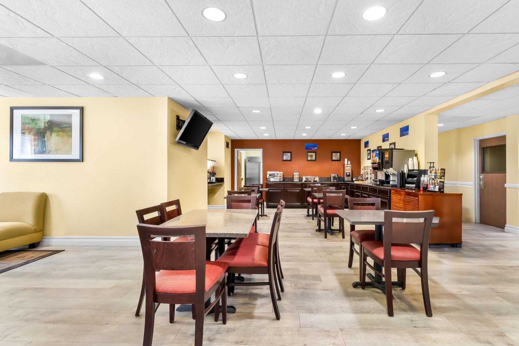 Best Western California City Inn & Suites Exteriör bild