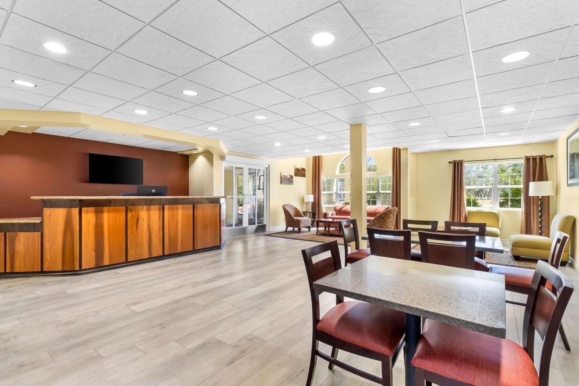 Best Western California City Inn & Suites Exteriör bild